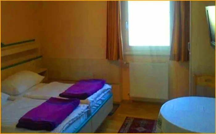 Schlosswirt * Klagenfurt am Woerthersee